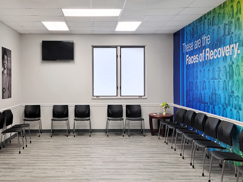 Independence drug rehab treatment center seating area
