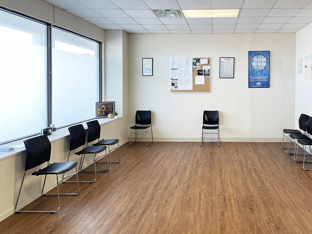 Rio Grande NJ drug rehab treatment center seating area