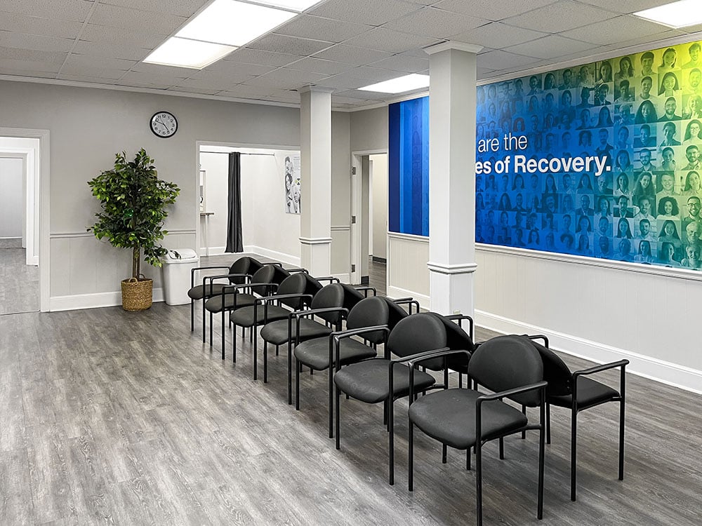 seating area of methadone clinic in Columbia SC for drug rehab treatment